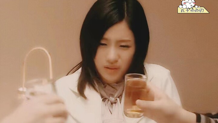 20-Year-Old Girl Dragged Into a Room by a 50-Year-Old Guy—Only to Find Both He and His Wife Are Old 