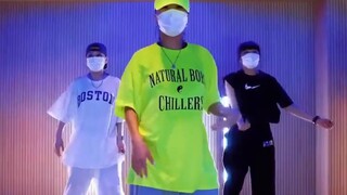 [Street Warrior] The dance is getting better and better, but the clothes are getting more and more o