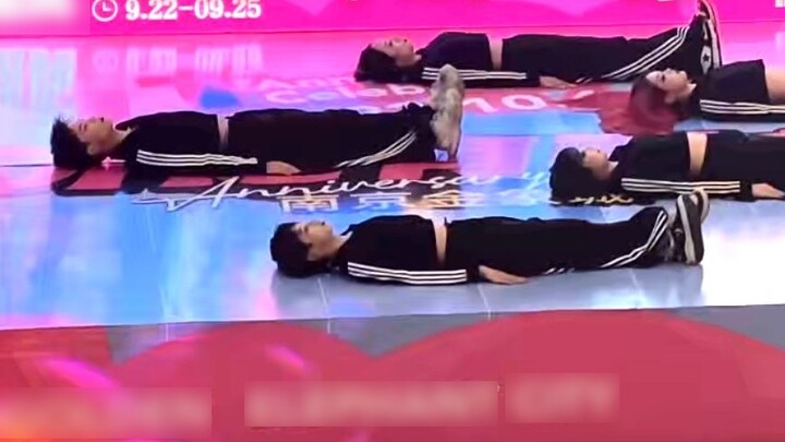 【XG】Finalnya seru banget! Tantang diri kalian untuk mencoba dance cover grup cewek tersulit di inter