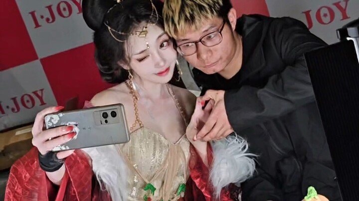 我爱上那个威武大王了