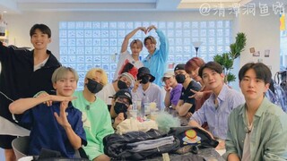 Next person: It doesn't matter, just keep up! #seventeen#knife group dance#healing