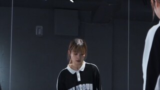 Archaeology - "Sister is so beautiful" - SHINEE | TXT practice room version