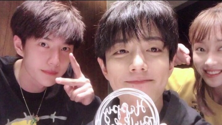 [Bo Jun Yi Xiao] วิเคราะห์ขนมวันเกิด โพสต์ Weibo ครั้งที่ 622 ของเราล้วนแต่อวยพรวันเกิดให้กัน