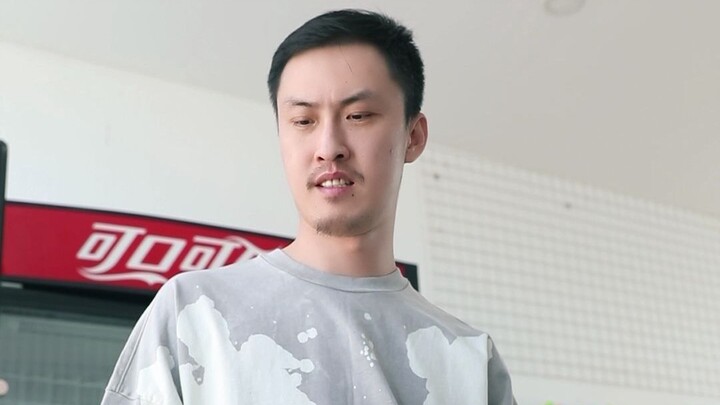 【สวีจวินชง】ถ้าไม่ได้ใช้เงินสักวันเดียว ฉันก็รู้สึกอึดอัดไปทั้งตัวเลย