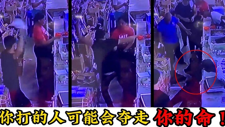 Semua perempuan sudah mengeluarkan senjatanya, pria itu masih menunjuk lehernya sambil berkata, "Kal