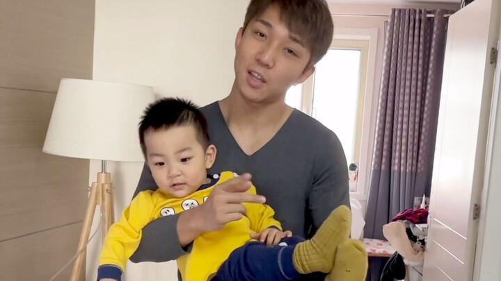 لي شين يتدرب لإنقاص وزنه. حركاته المذهلة تُربكني. هل فهمت؟