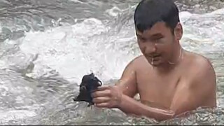 Hatkela Fishing in Nepal | Hand Fishing in Small River of Nepal |