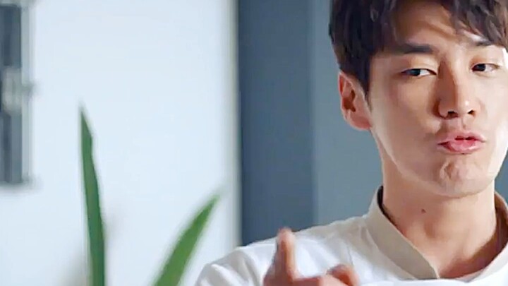 Nhân viên lại chẳng nể mặt vị chủ tịch chút nào, trực tiếp công khai vạch mặt đến mức ông ta không c