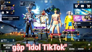 PUBG Mobile - Trà Trộn Cộng Đồng | Gặp &quot;Idol TikTok&quot; Trong Team Và Cái Kết