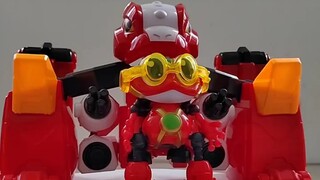 快乐酷宝第二季兄弟大合体，奥迪双钻双合体版本雷霆战宝玩具。