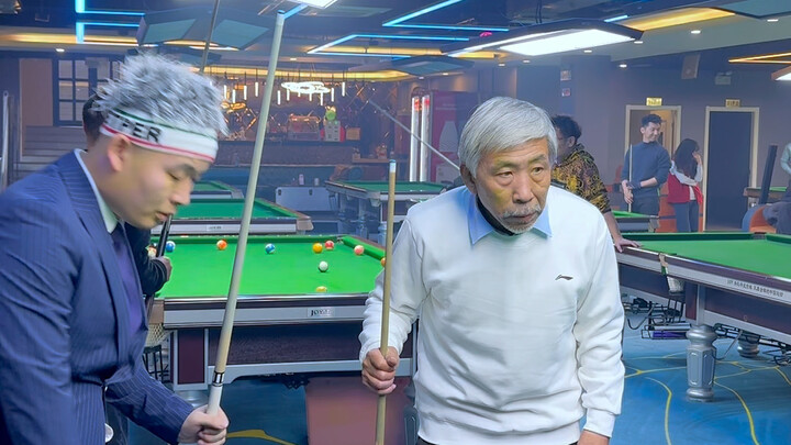 Đi trước một bước.