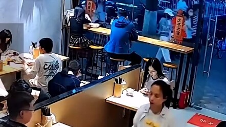 ผู้ชายคนนี้มีปัญหาทางจิตหรือเปล่า?