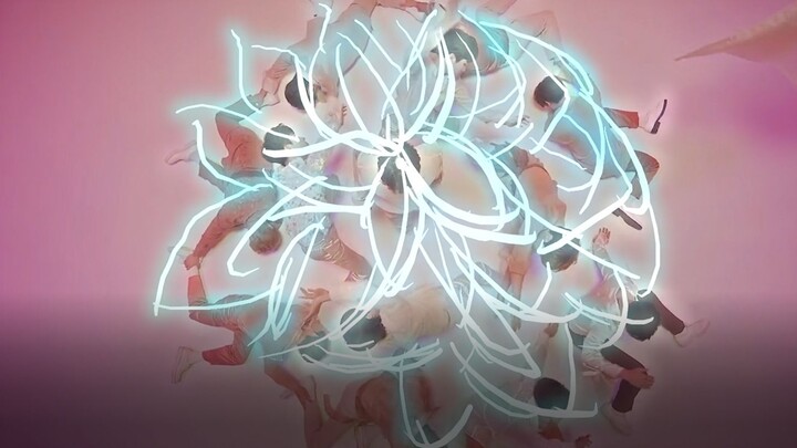[SEVENTEEN] After 2 days and 10 computer crashes, what can you draw? A flower truly blooms—SVT, fall