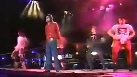 Precious! The choreography process of Criminal Master plus the rehearsal clip of the red version!