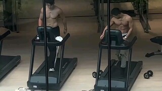 Chào buổi sáng, phòng tập thể dục cộng đồng thực sự thân thiện với người dùng.