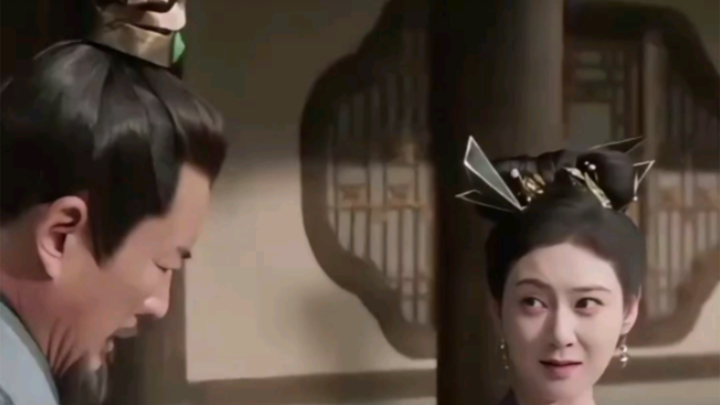 Setelah mengetahui putranya bukan anak kandung, suasana di seluruh kediaman Keluarga Fan langsung te