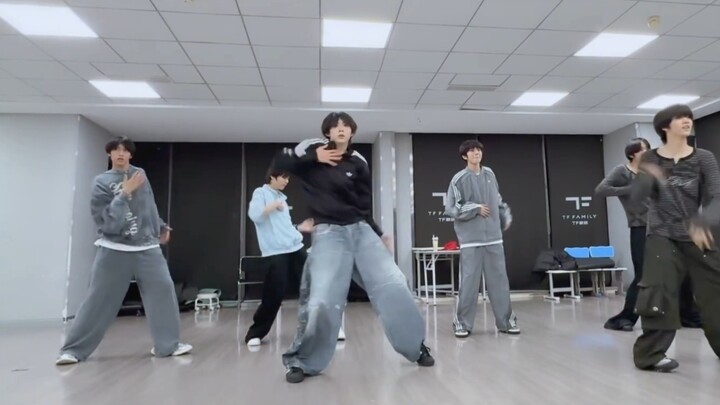 Eason Chen Cut | 2026.5.22 “TLOG” 08: May Daily Training Footage