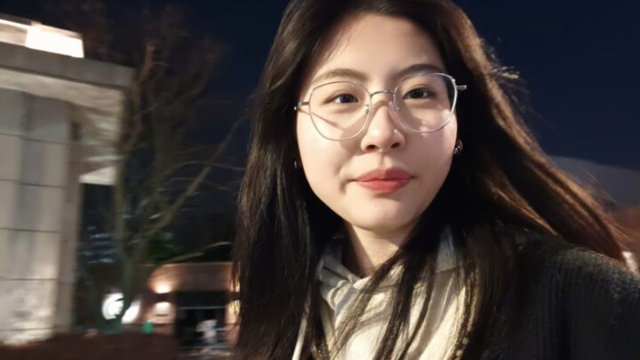 Jubah panjang Kong Yiji tak akan pernah dilepas; aku akan terus memegang kebanggaan itu sampai mati.