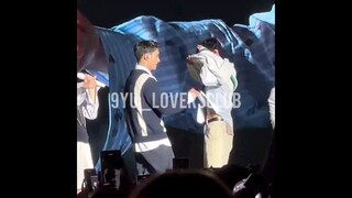 Dokyeom's ABS !!??!! Mingyu took his revenge 💎 #seventeen #dk #mingyu