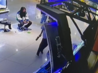 Cherish the friends around you who play rhythm games—before you know it, they might get solo-killed 
