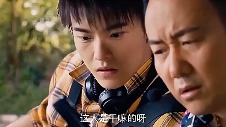 นักขับหญิงโชว์สกิลขับรถบนโลกออนไลน์ แต่ดันกลายเป็นบอดี้การ์ดไปโดยไม่ตั้งใจ สมองคิดอะไรแบบกะทันหันจนต