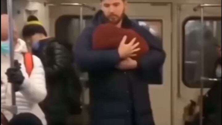 في هذه اللحظة، الصمت هنا أبلغ من الكلمات…