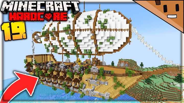 I Built a Giant FLOATING AIRSHIP in Minecraft Hardcore! (#19)