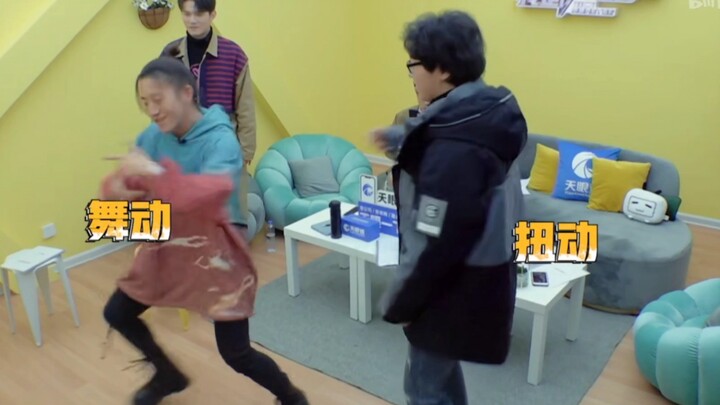 关于谷江山跟亚捷老师跳舞手忙脚乱这件事