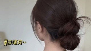 1️⃣ Just one hair tie: Achieve a chic, relaxed Korean-style low bun in 15 seconds—essential for your