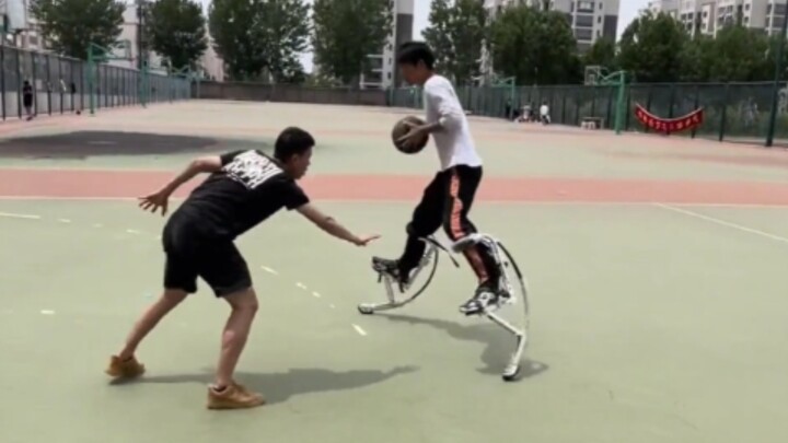 乔丹来了都要0分0篮球0助攻1担架！！！