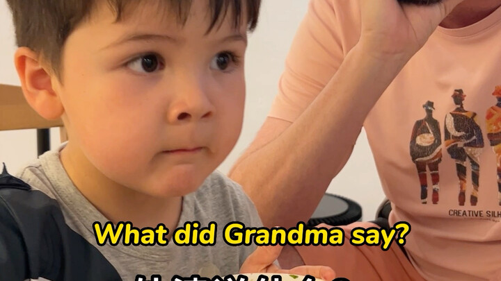 Bayi berdarah campuran sangat mendesak ayah asingnya untuk minum sup khas Guangdong yang lezat, dan 