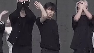 Practice Room Focus | MAESTRO All-Black Kitten 240503 Wen Junhui