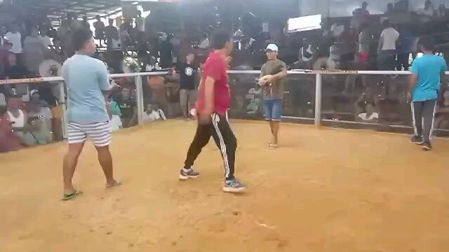 Yung dinehado ka di nila alam kay idol biboy gamit mo😂