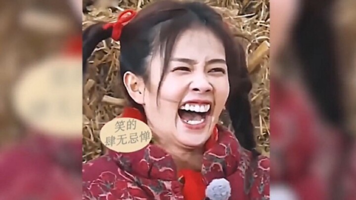 หน้าเหมือนครึ่งวงการบันเทิงดังสนั่นออนไลน์ พาเพื่อนสาวไปสู่เส้นทางร่ำรวย ทำไมหยูเจิ้งถึงได้สนับสนุนไ