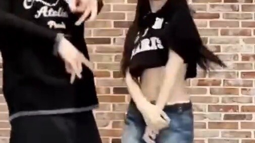 What a surprise! ♡Lalisa showed up to dance♡