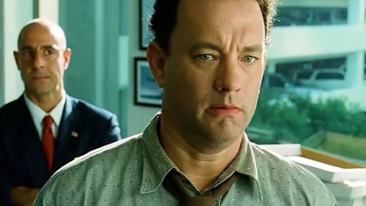 เขาคือชายผู้โชคร้ายที่สุดในโลก เพิ่งลงจากเครื่องบินปุ๊บ ประเทศของเขาก็ล่มสลาย ต้องติดอยู่ในสนามบินนา