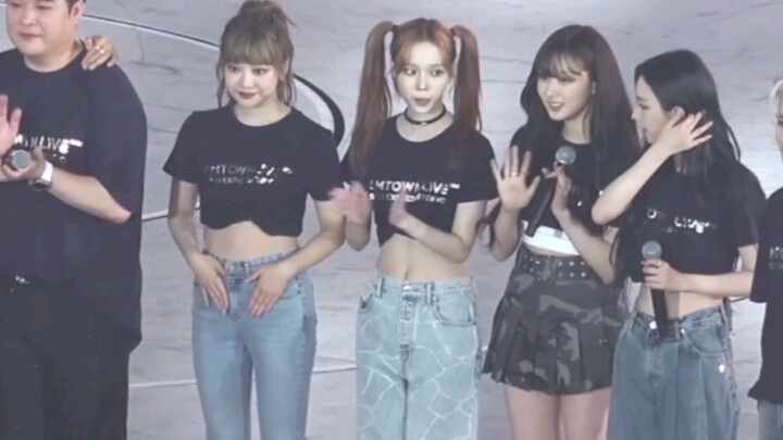 I can’t stop laughing! Ningning from SMTOWN casually wiped her pants again. That silly kid probably 