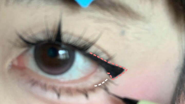 วิธีวาดอายไลเนอร์ตาเหมียวที่แทบไม่มีวันพลาด…