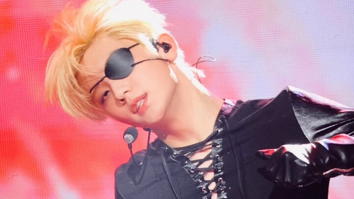 【4K60fps】TXT - Opening Sequence + Good Boy Gone Bad (221216 Festival Musik UHD KBS)