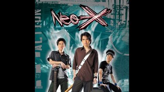 ใจเธอกอดใคร - NEO-X [MV KARAOKE STEREO]
