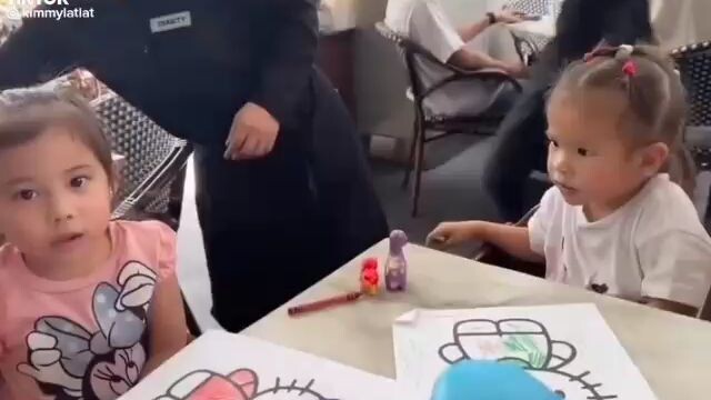 dahlia being makulit HAHHAHA so cute