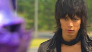 [Kamen Rider Kabuto] What would you do if you encounter an enemy who can stop time?