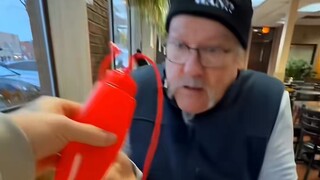 恶搞大爷系列part2！为了防止老年痴呆也是煞费苦心