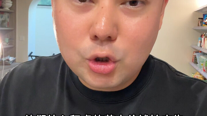 آمل أن يقنع هذا الفيديو ولو شخصًا واحدًا! أيها السياح، لا تذهبوا إلى إيطاليا بعد الآن!