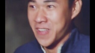 Lạc đà ăn kẹo
