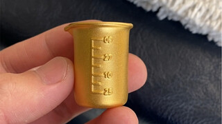 这个烧杯是我见过最贵的了