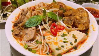 BÚN BÒ HUẾ- Bí quyết nấu Bún Bò thơm ngon đúng vị Huế, ngọt ngào vị Nam
