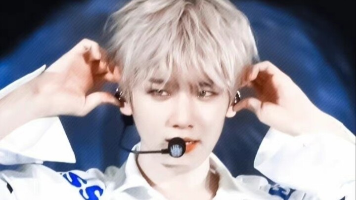 “Chanyeol itu tampan sekali! Dulu aku sih nggak terlalu ganteng” | Byun Baekhyun ◎ Zha Su × Remaja D