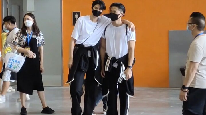 Karina... ôi trời ơi