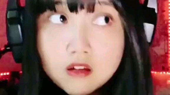 Pacar ku tidak nyata!!